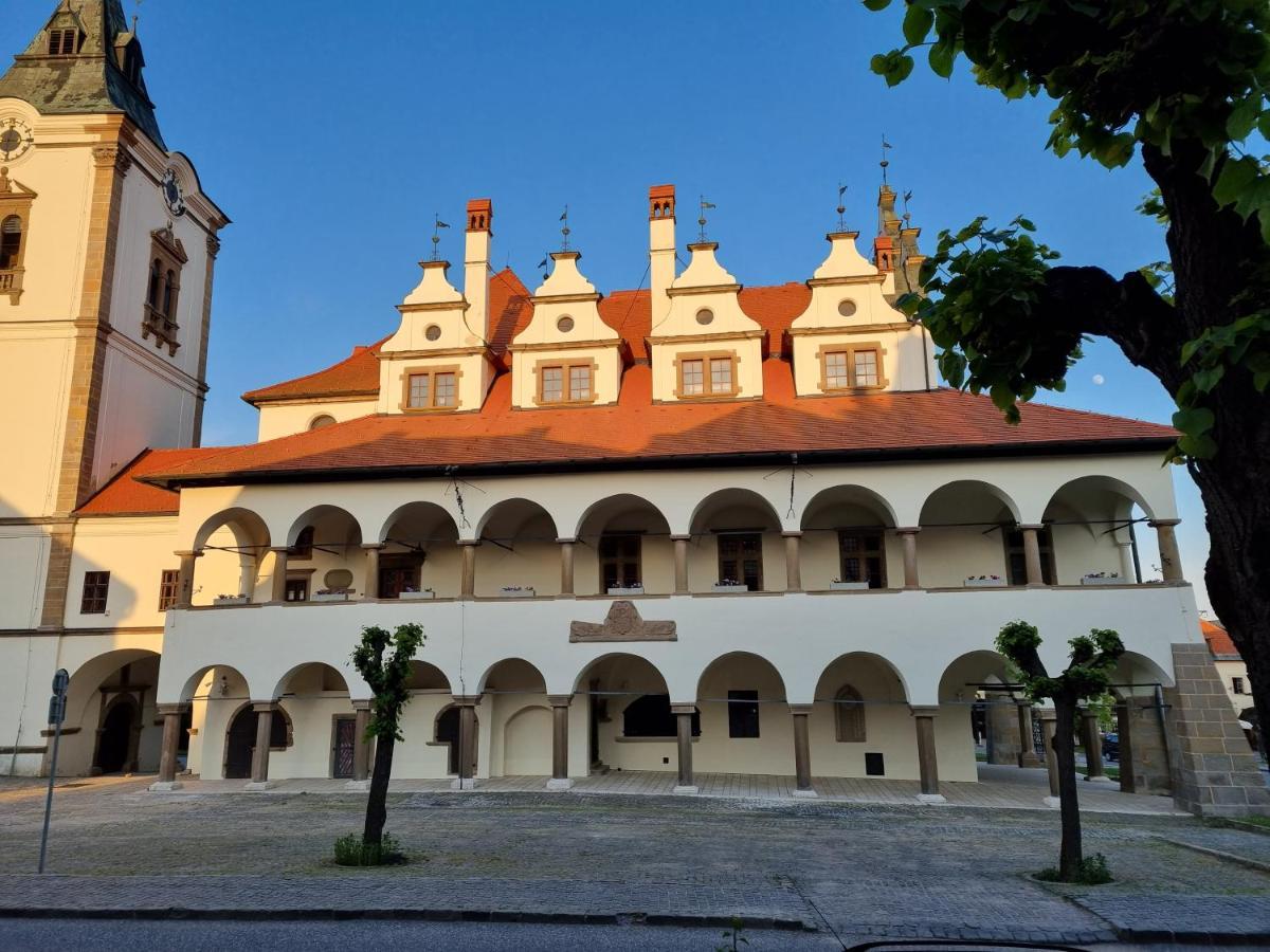 Historical House In The Center Levoca With Parking Apartman Kültér fotó