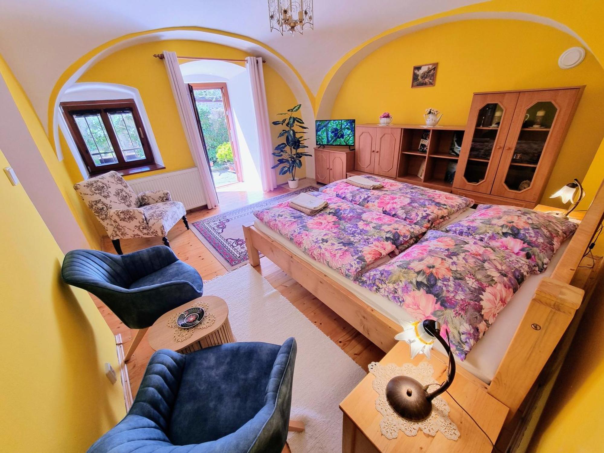 Historical House In The Center Levoca With Parking Apartman Kültér fotó